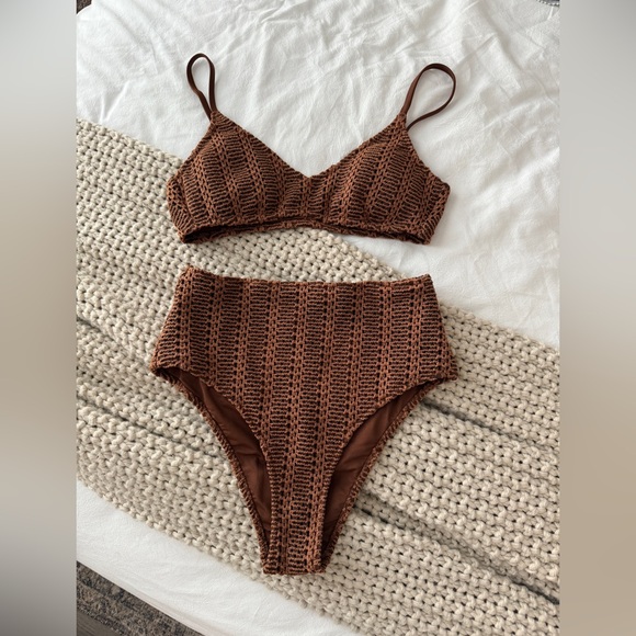 Aerie Crochet Bikini Set - Picture 3 of 9